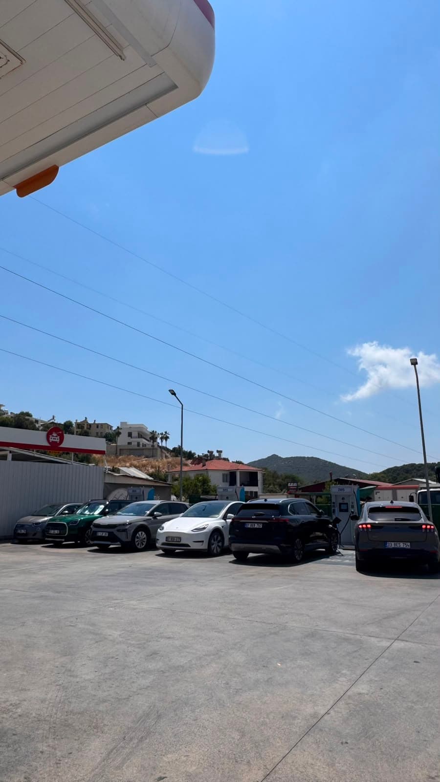 Kaş Oto Lastik akaryakıt istasyonu